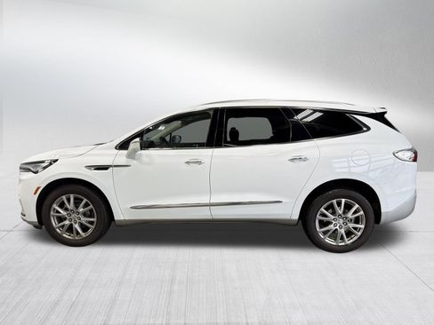 Used 2024 Buick Enclave Essence w/ Experience Buick Package AWD/4WD image 4