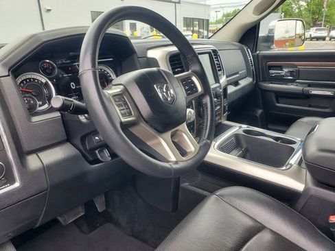 Used 2016 RAM 1500 Laramie w/ Convenience Group AWD/4WD image 18