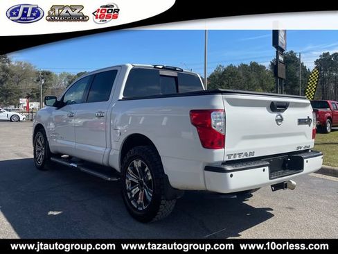 Used 2019 Nissan Titan SV w/ SV Convenience Package AWD/4WD image 5