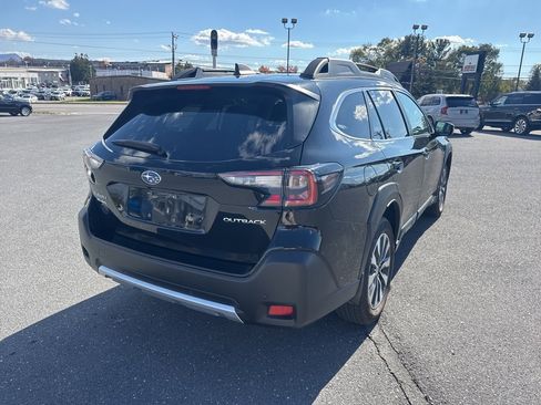 Certified 2025 Subaru Outback Limited image 5