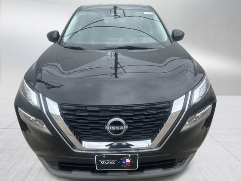 Used 2023 Nissan Rogue SV FWD image 2