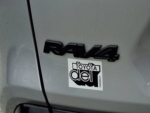 Certified 2024 Toyota RAV4 XSE w/ Weather Package AWD/4WD image 31