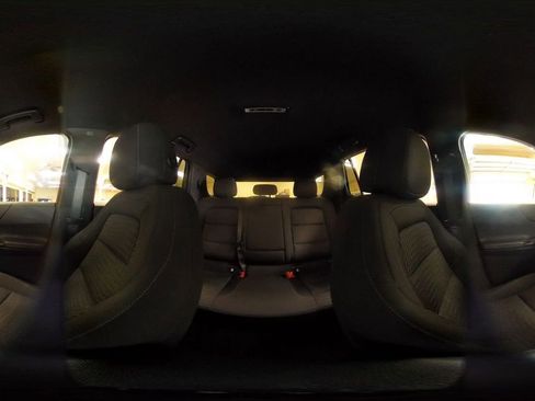 Used 2025 Chevrolet Equinox LT image 43