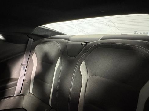 Used 2018 Chevrolet Camaro LT w/ RS Package image 4