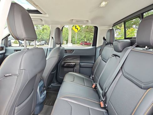 Used 2025 Ford Maverick Tremor AWD/4WD image 29