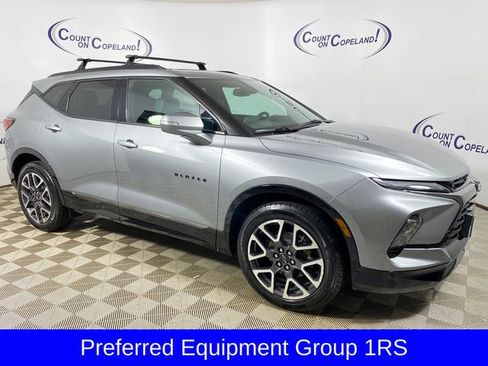 Certified 2023 Chevrolet Blazer RS w/ Enhanced Convenience Package AWD/4WD image 9