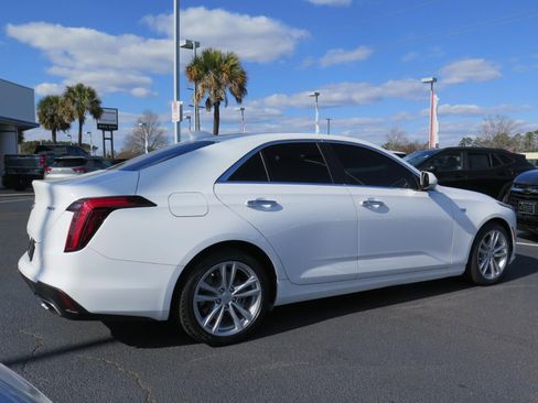 Certified 2021 Cadillac CT4 Luxury w/ Cold Weather Package image 3