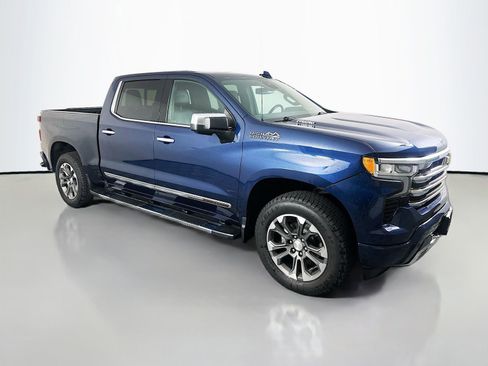 Used 2022 Chevrolet Silverado 1500 High Country AWD/4WD image 1