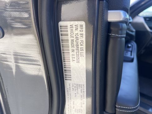 New 2026 Jeep Grand Cherokee Limited Reserve image 41