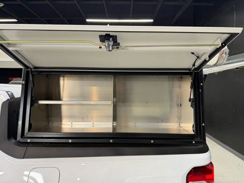 Used 2025 Ford Maverick XLT w/ Equipment Group 301A image 34