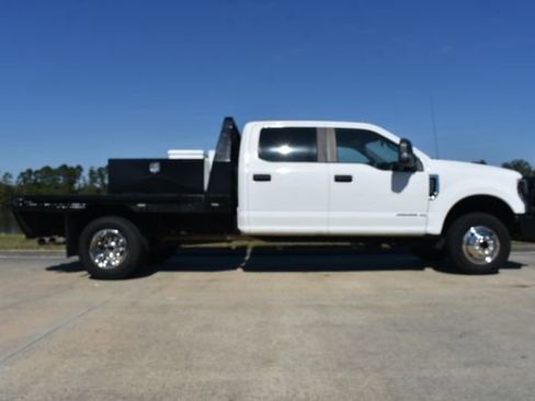 Used 2019 Ford F350 XL w/ Power Equipment Group image 3
