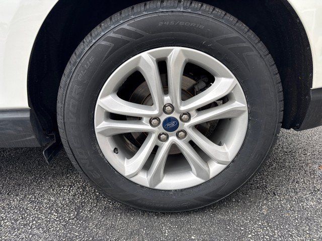 Used 2020 Ford Edge SEL w/ Convenience Package AWD/4WD image 10
