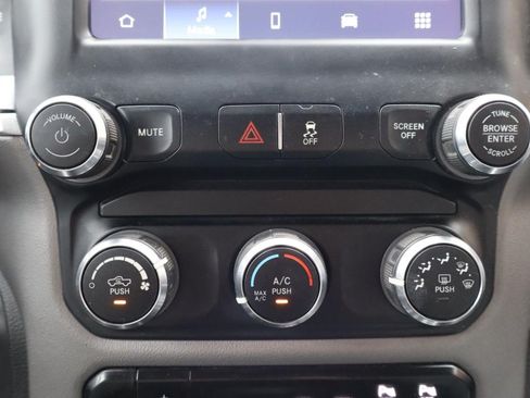 Used 2024 RAM 2500 Big Horn w/ Off Road Package AWD/4WD image 20