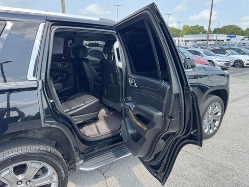Used 2016 GMC Yukon Denali w/ Open Road Package AWD/4WD image 12