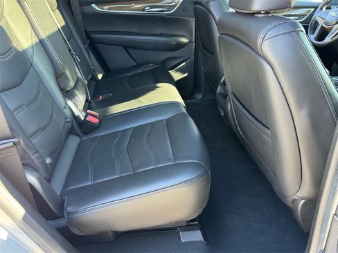 Used 2018 Cadillac XT5 Platinum w/ Driver Assist Package image 20