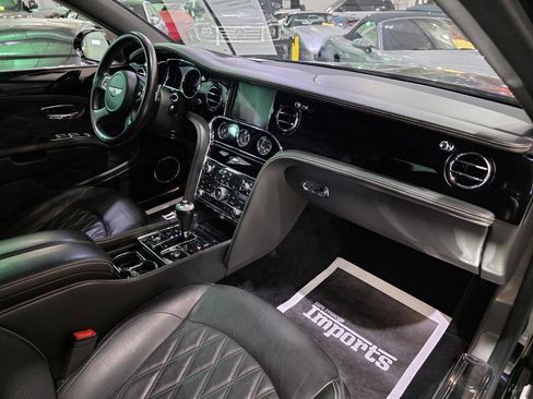 Used 2017 Bentley Mulsanne image 44
