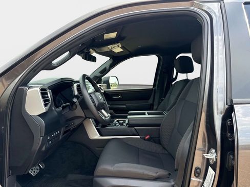 Used 2025 Toyota Tundra SR5 w/ TRD Off-Road Package AWD/4WD image 20