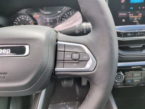 New 2026 Jeep Compass Latitude AWD/4WD image 25