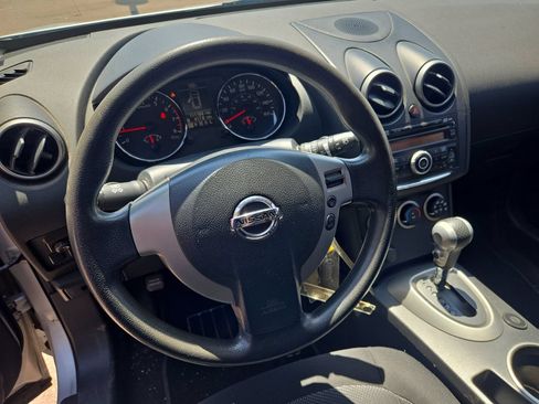 Used 2011 Nissan Rogue S FWD image 19
