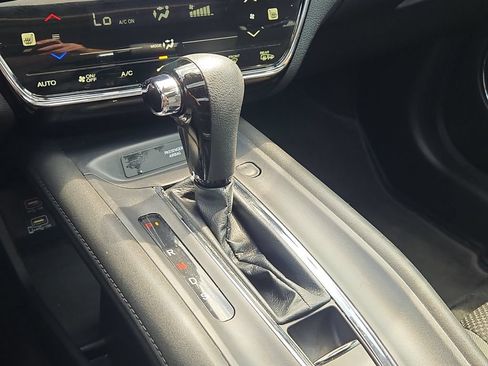 Certified 2021 Honda HR-V EX image 25