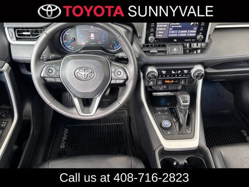 Used 2020 Toyota RAV4 XSE AWD/4WD image 18