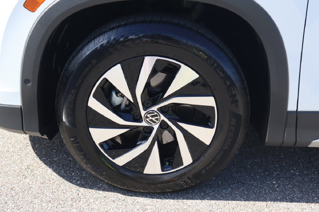 Used 2026 Volkswagen Tiguan S FWD image 10