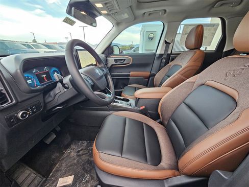 New 2025 Ford Bronco Sport Outer Banks w/ Outer Banks Tech Package+ image 11