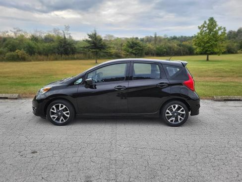 Used 2017 Nissan Versa Note SR image 3