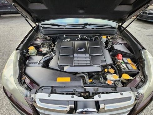 Used 2013 Subaru Outback 3.6R Limited w/ Special Appearance Pkg image 29
