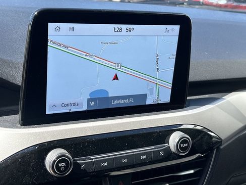 Used 2022 Ford Escape SE w/ Cold Weather Package image 21