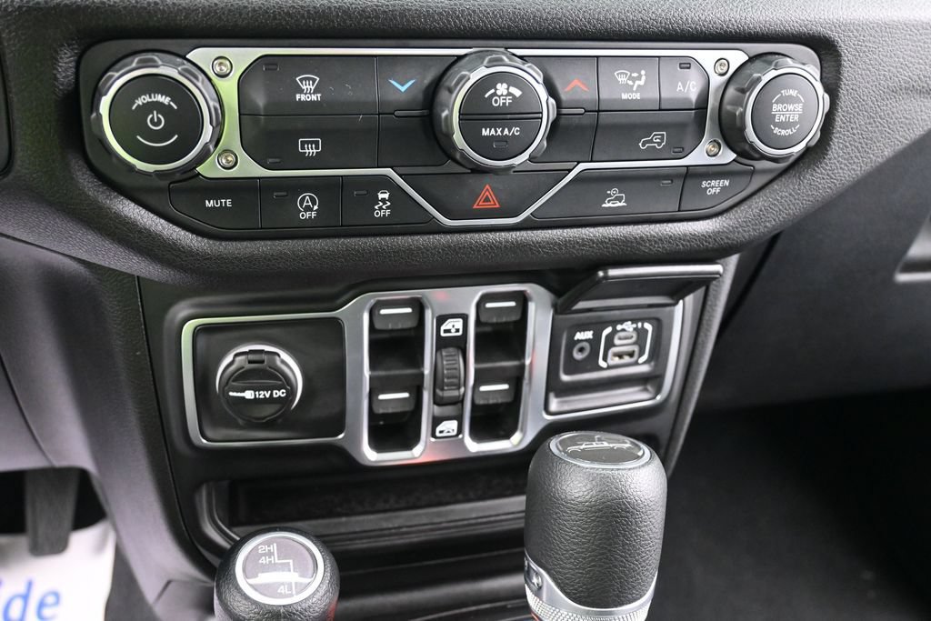 New 2026 Jeep Gladiator Sport AWD/4WD image 12