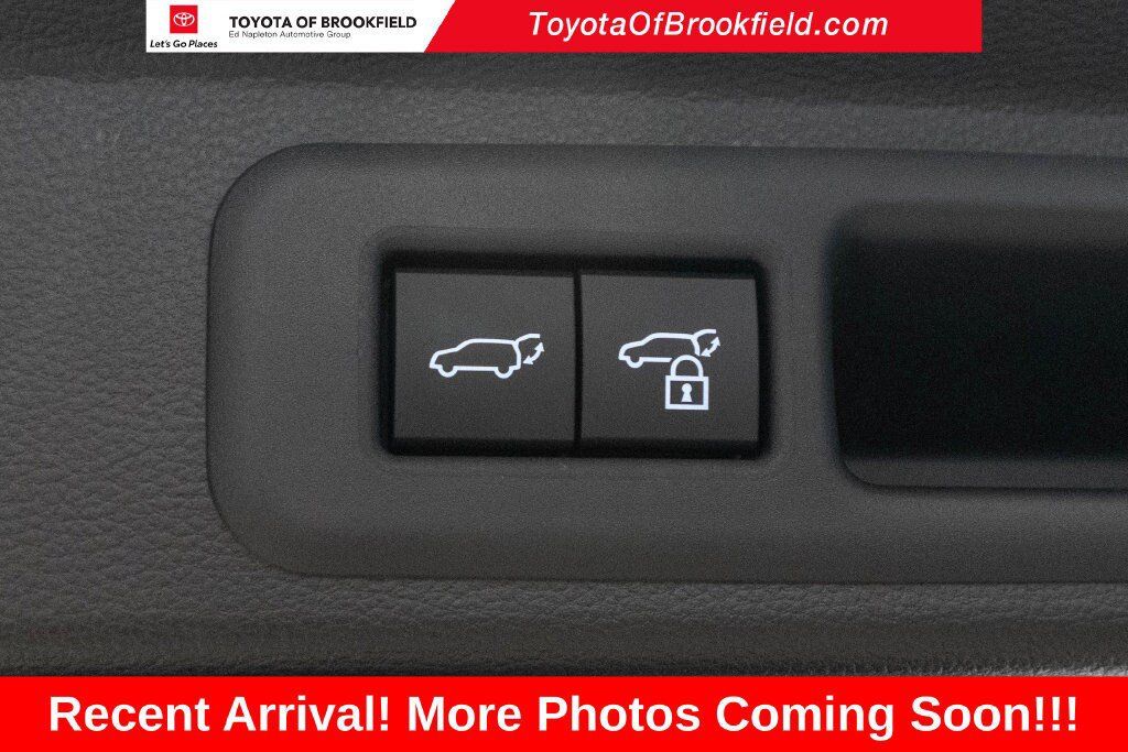 Certified 2026 Toyota Sequoia Limited w/ Tow Technology Package AWD/4WD image 41
