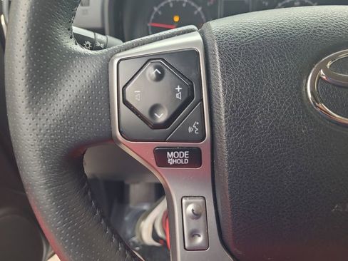 Used 2022 Toyota 4Runner SR5 image 27