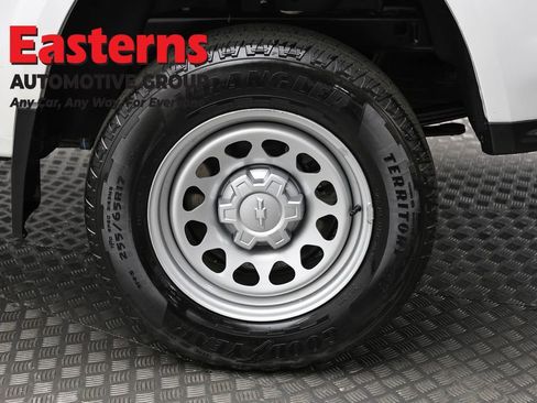 Used 2024 Chevrolet Colorado W/T image 8