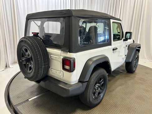 Used 2021 Jeep Wrangler Sport AWD/4WD image 26