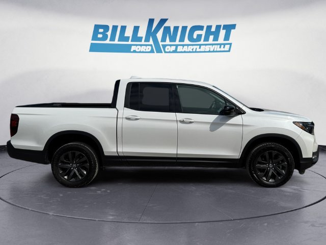 Used 2025 Honda Ridgeline Sport image 6