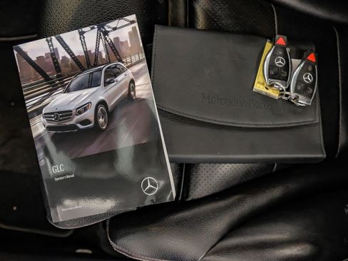 Used 2019 Mercedes-Benz GLC 300 image 62