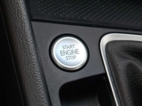 Certified 2023 Volkswagen Jetta SE FWD image 20