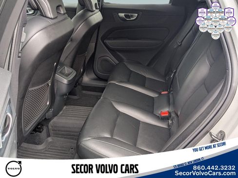 Certified 2024 Volvo XC60 B5 Core w/ Protection Package Premier AWD/4WD image 16