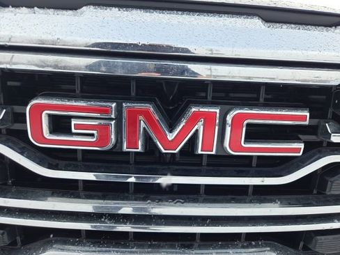 Used 2025 GMC Sierra 1500 SLT image 18