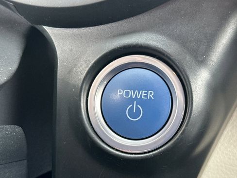 Used 2024 Toyota Sienna Platinum image 27