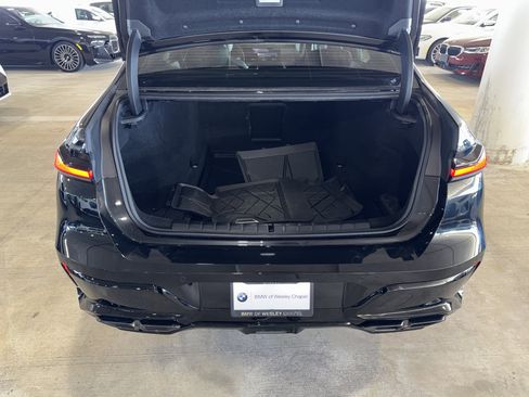 Used 2024 BMW 760i xDrive 760i xDrive w/ Executive Package image 14