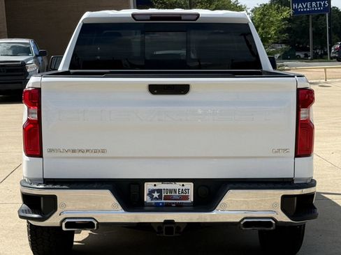 Used 2019 Chevrolet Silverado 1500 LTZ w/ LTZ Texas Edition AWD/4WD image 6