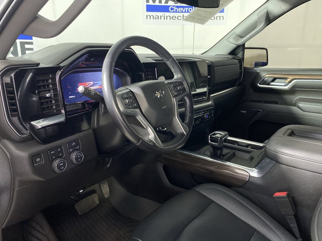 Used 2022 Chevrolet Silverado 1500 RST w/ All Star Edition Plus AWD/4WD image 15