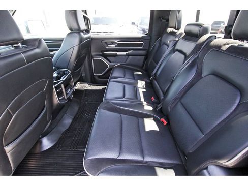 Used 2021 RAM 1500 Laramie AWD/4WD image 7