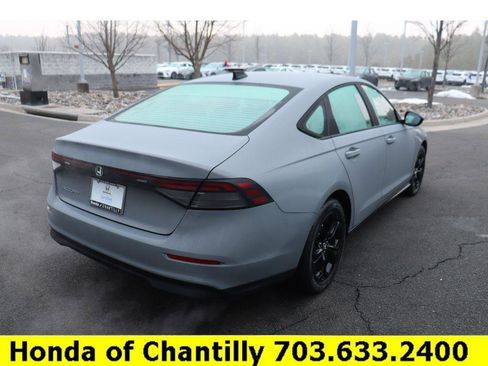 Certified 2025 Honda Accord SE image 7