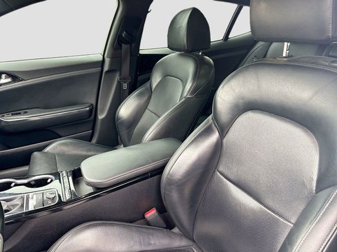 Used 2022 Kia Stinger GT-Line RWD image 21