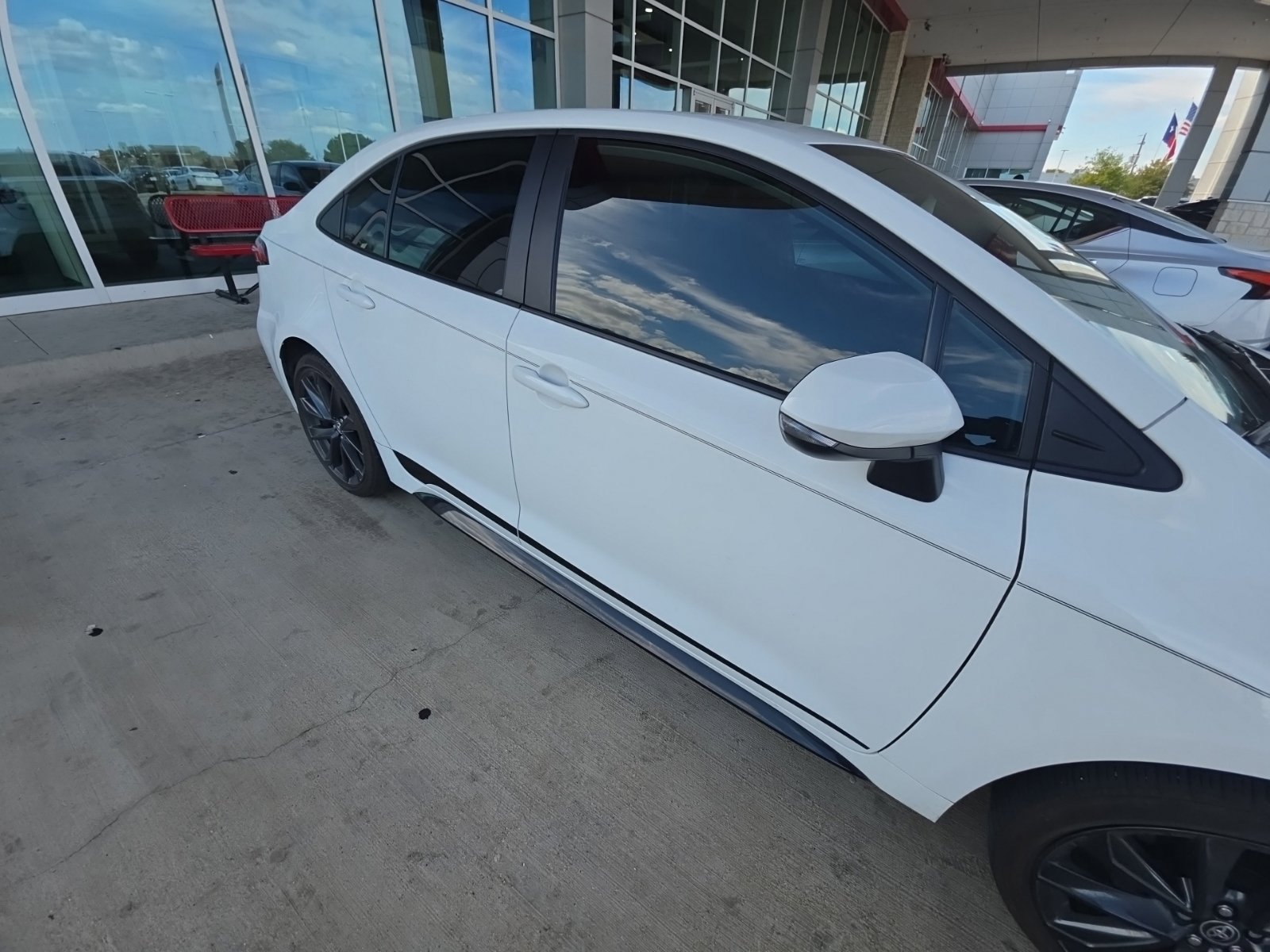 Used 2024 Toyota Corolla SE FWD image 17