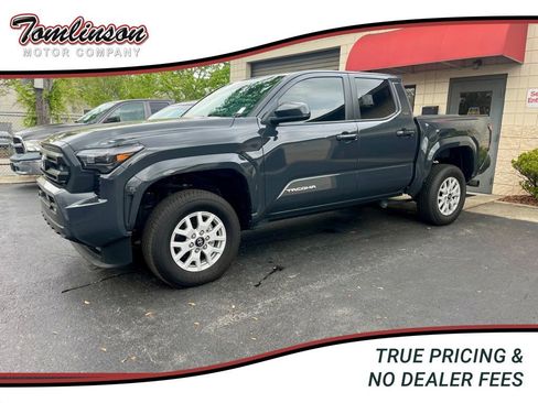Used 2024 Toyota Tacoma SR5 image 1