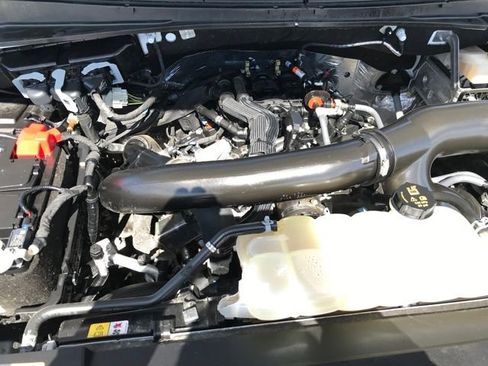 Used 2024 Ford Expedition Limited AWD/4WD image 22